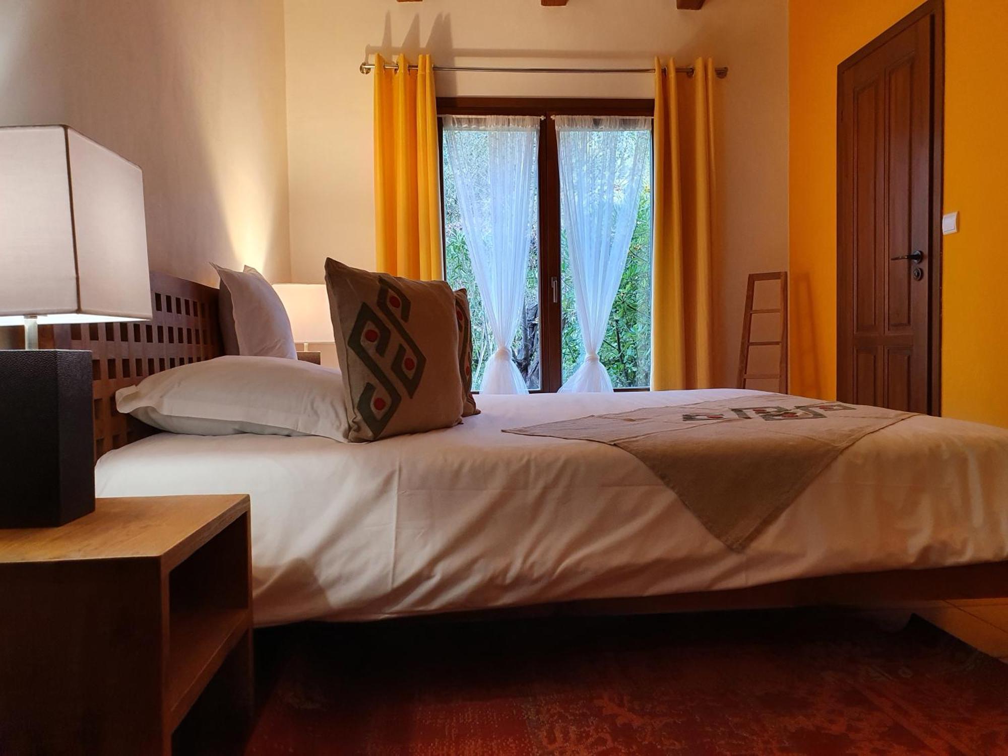 Domaine Codaleone Serriera  Chambre photo
